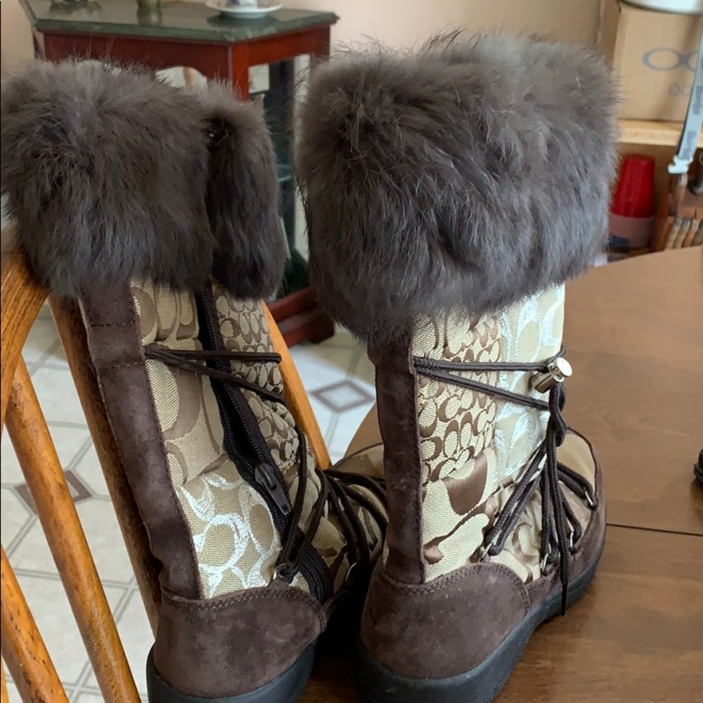 Coach boots